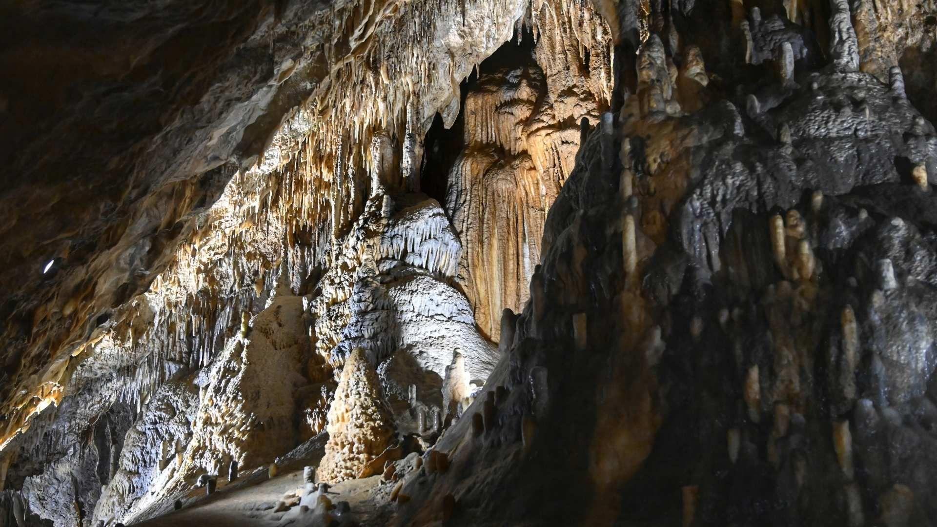 Grotten in de Ardennen